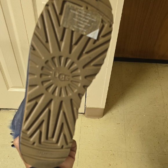 UGG Cozy Women's Navy Blue Bailey BOW II - Picture 8 of 13